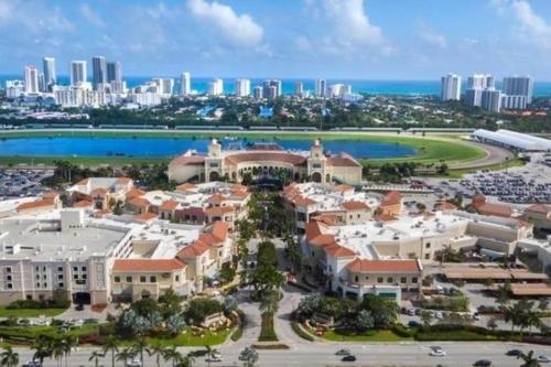 Private Hallandale Beach Studio Wbath Walking Distance To The Beach Pool Free Parking 외부 사진